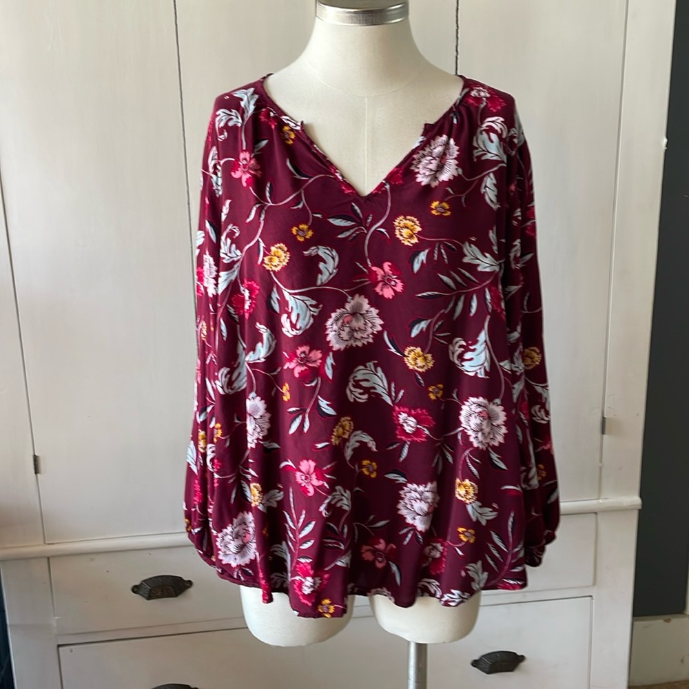 Old Navy women’s top